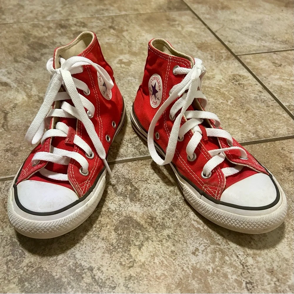 Red High-Top Kids Converse Sneakers - Classic Canvas Style